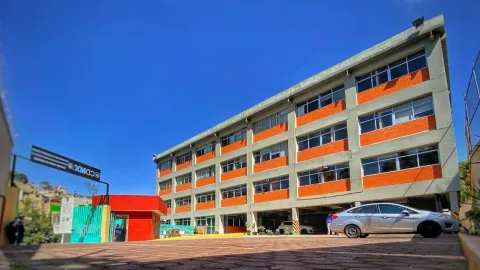 Anuncian huelga en todas las prepas de CDMX