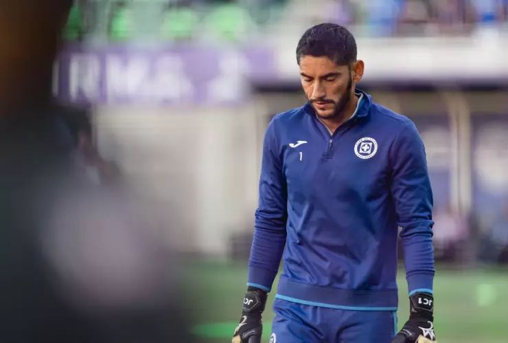 Hijo de Jesus Corona golpea a guardia