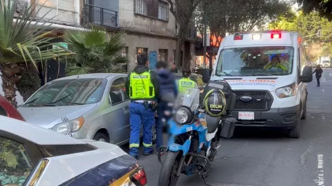 ERUM traslada a joven de 23 años al hospital luego de intento de suicidio en Doctor Erazo