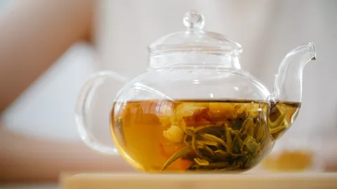 La mejor infusión para la menopausia ¡Receta para prepararla en casa!