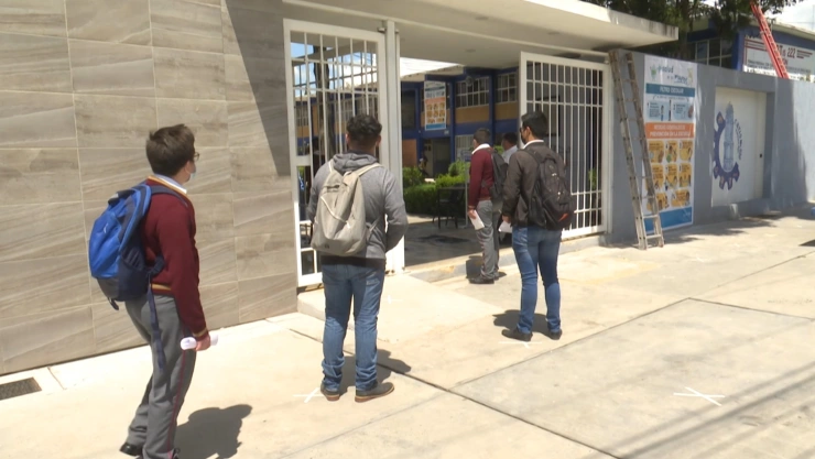 ESTUDIANTES HIDALGO.jpg