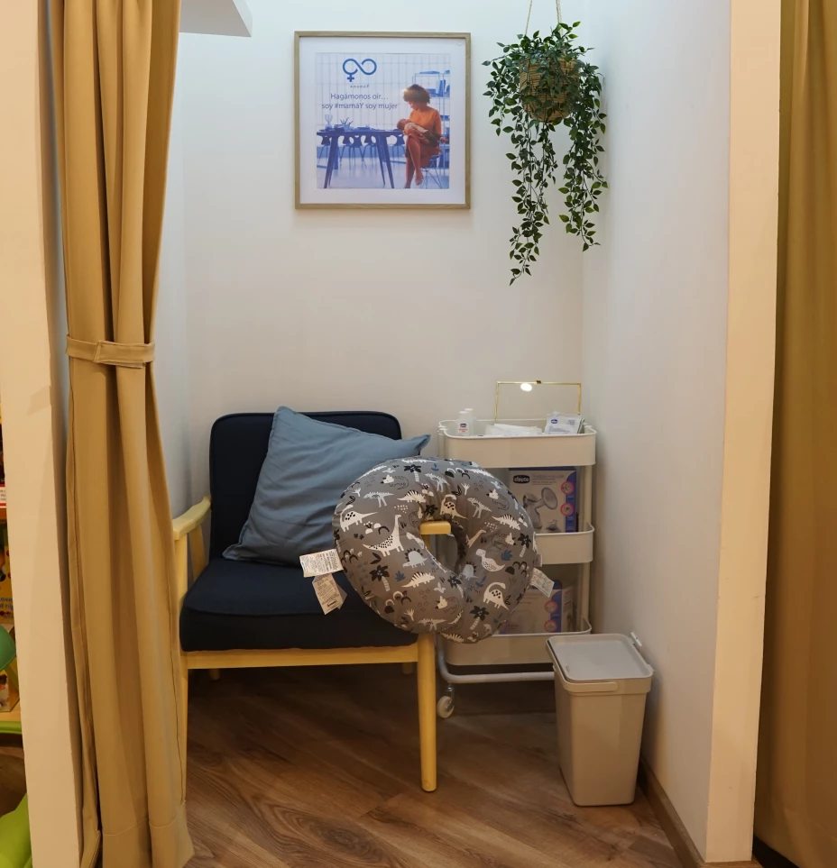 Lactarios en centros comerciales.jpg