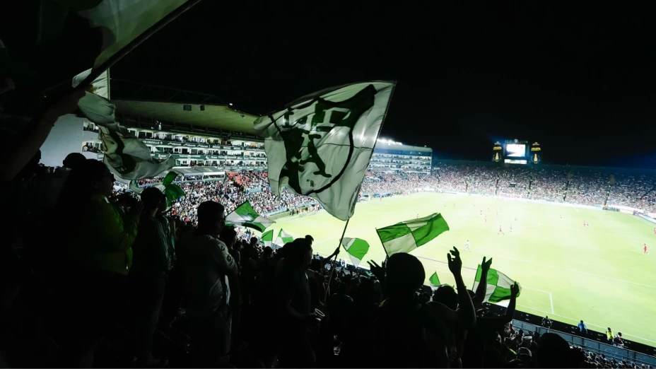 Estadio León.png