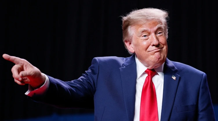 Donald Trump pide que le entreguen el Premio Nobel de la Paz