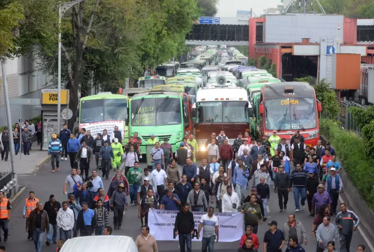Transportistas amenazan con bloqueos este 10 de marzo en CDMX
