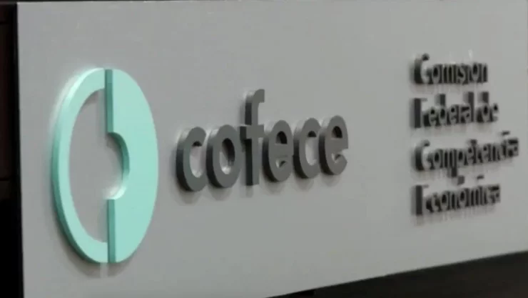 Morena revisará a la Cofece tras multa a bancos