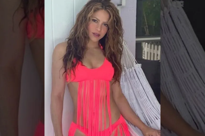 Shakira saludando (6).jpg