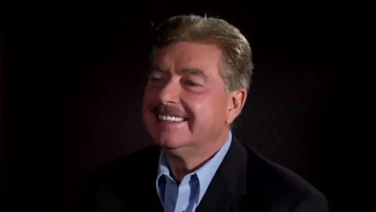 VIDEO: Golpean en Tijuana a Kiko Vega a bordo de su automóvil 