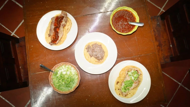 Tacos de Califa de León