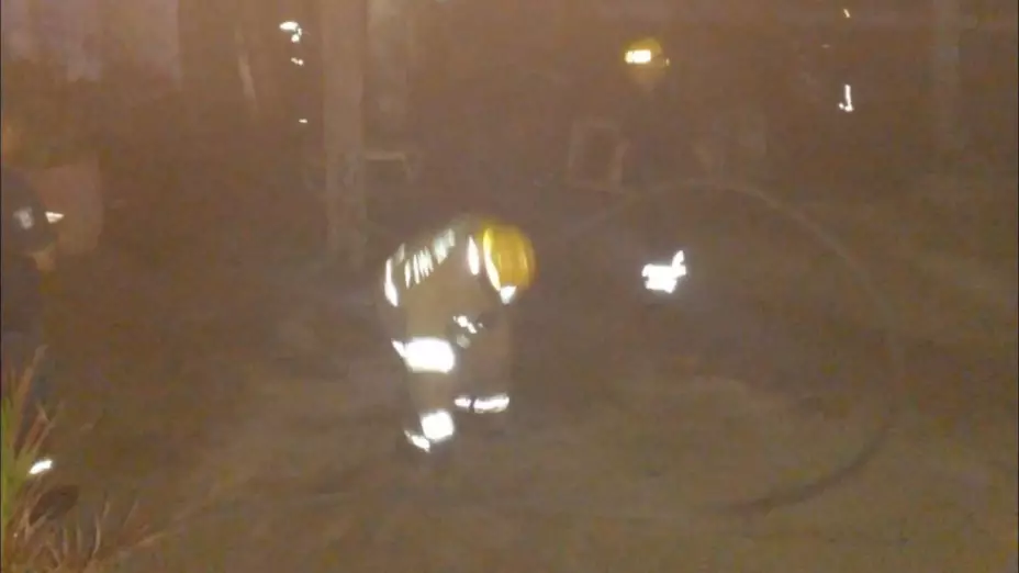 Bomberos incendio