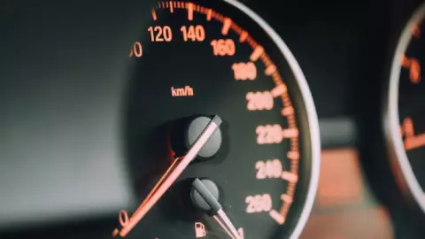 SAT podría multarte por no declarar compra-venta de un auto