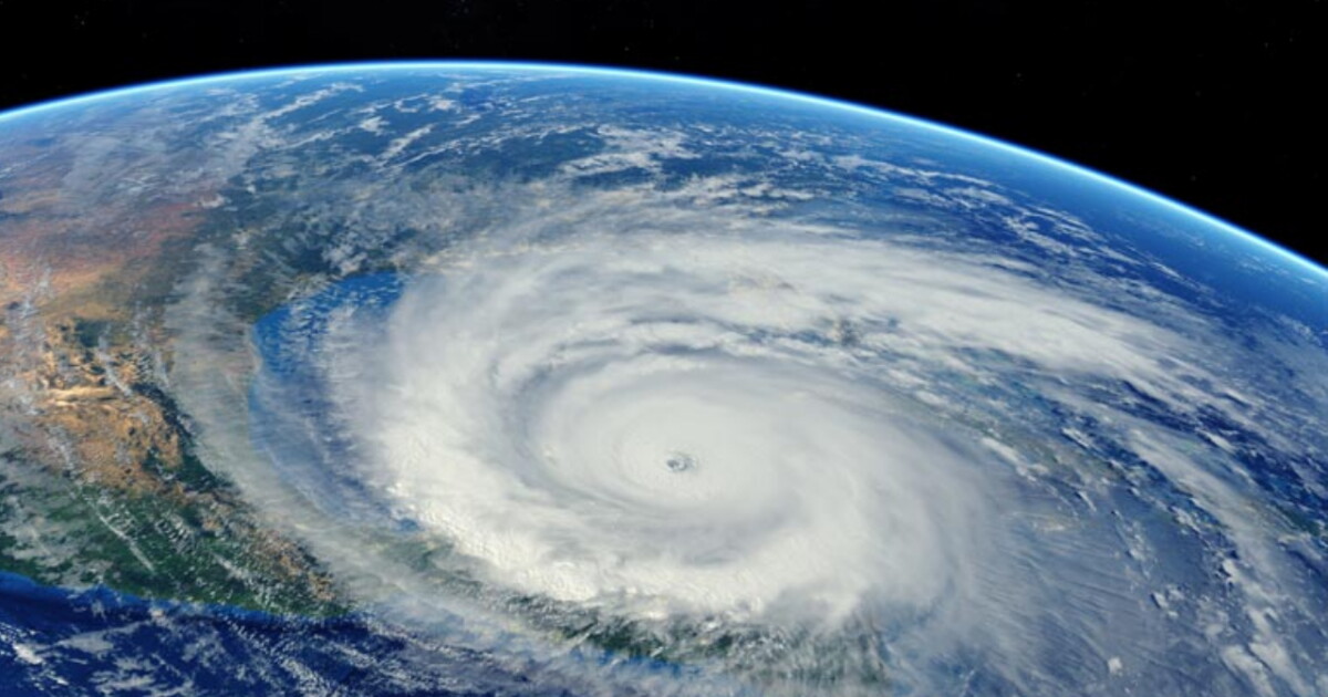 Se forma la tormenta tropical Douglas en el océano Pacífico
