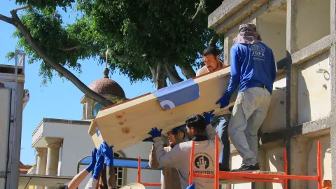 Sepultan en el Panteón Guadalajara a 39 personas que no fueron reclamadas por sus familias