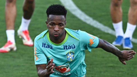 Vinícius Junior en entrenamiento selecci&oacute;n de Brasil