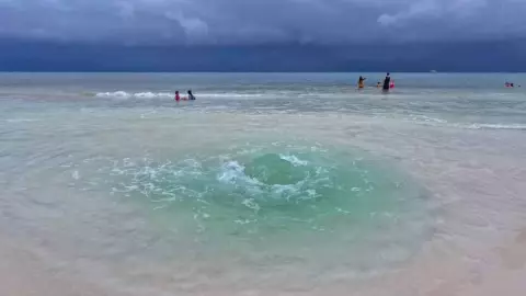 Reportan aparición de ojo de agua en Playa del Carmen; esto se sabe _ FOTOS.jpg