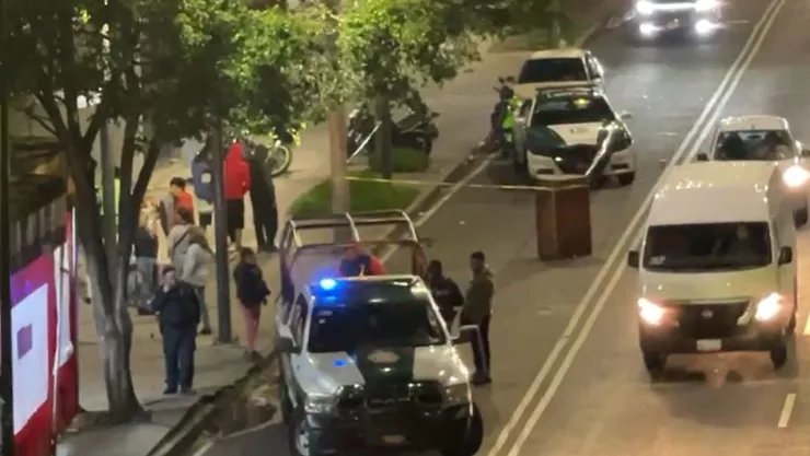 Accidente de auto deja un muerto y una persona herida en Iztapalapa, CDMX