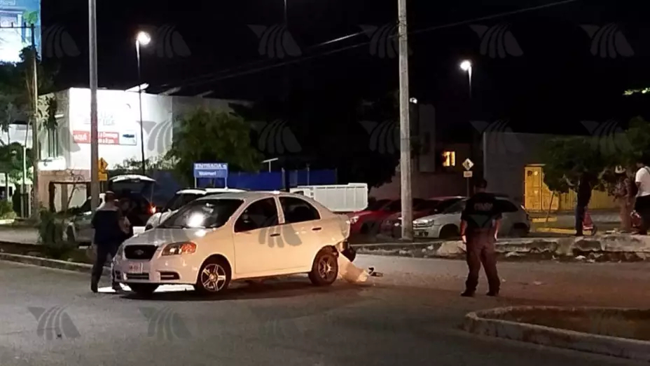 ¡Precaución! Se reporta fuerte accidente en calles de Polígono 108