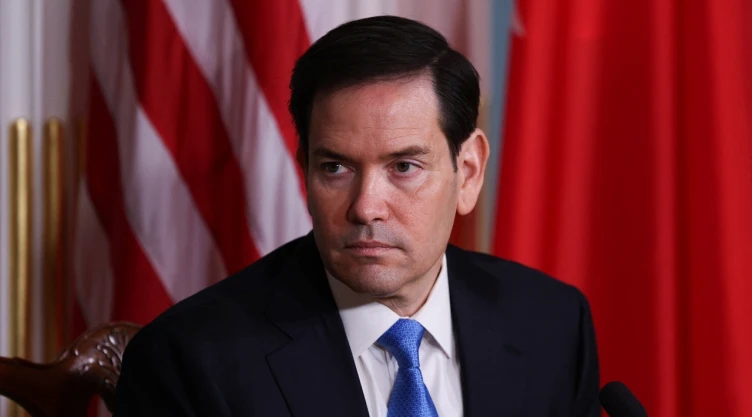 Estados Unidos aplicará sanciones a países que colaboren con dictaduras en América Latina, según Marco Rubio.