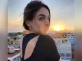 Sofía no se anda con rodeos. Es ruda, sarcástica y letal cuando la situación lo amerita. Para ella, cada caso es personal y no hay ficha criminal que no sepa leer entre líneas. Su puntería en el campo y en las deducciones es de élite.