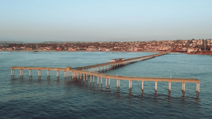 Imagen del muelle de Ocean Beach en San Diego, California