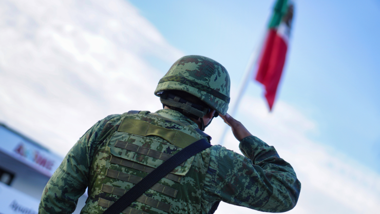 La beca para hijos de militares que abrió la convocatoria 2024-2025: Los requisitos