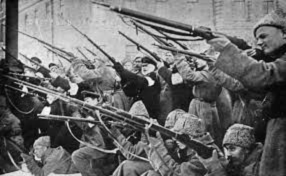 REVOLUCION DE FEBRERO- EFEMERIDES DEL 8 DE MARZO