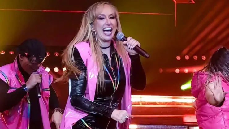 maria karuna y vanessa bauche.jpg