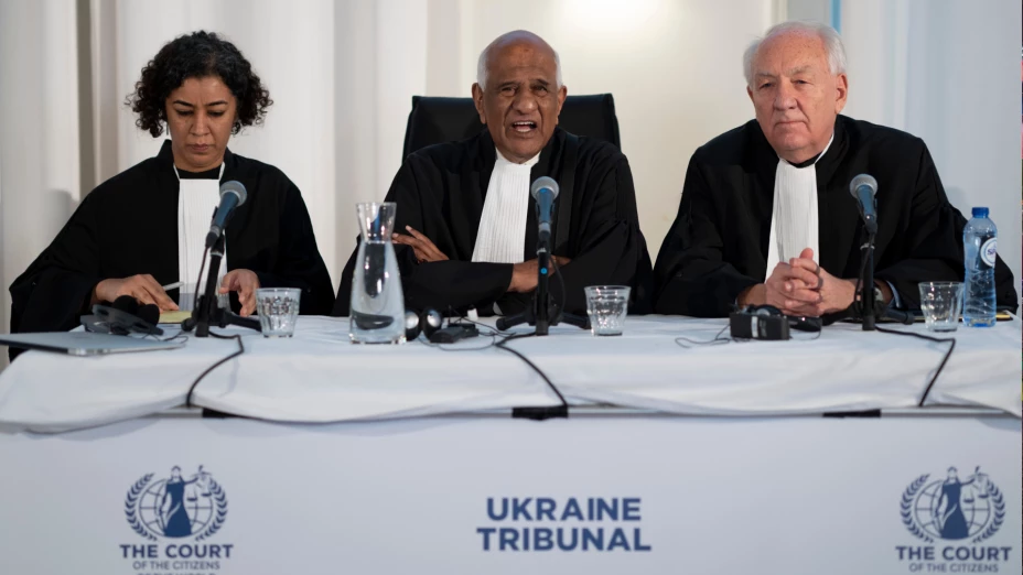 Tribunal del pueblo enjuicia al presidente ruso Vladimir Putin