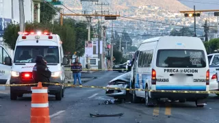 FOTOS: Conductor murió tras brutal accidente contra combi en Tlaxcala hoy domingo; así quedó la zona