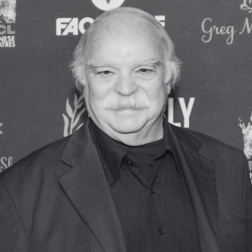 Muere el actor Richard Riehle a los 78 años esto se sabe