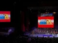 El momento cumbre del concierto llegó con la interpretación del enigmático Pegasus Fantasy, una pieza que ha sido la banda sonora de innumerables batallas y recuerdos para todos los fanáticos.