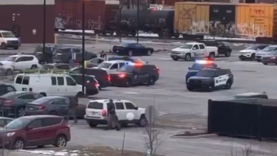 tiroteo en Indiana deja víctimas fatales y dos oficiales heridos