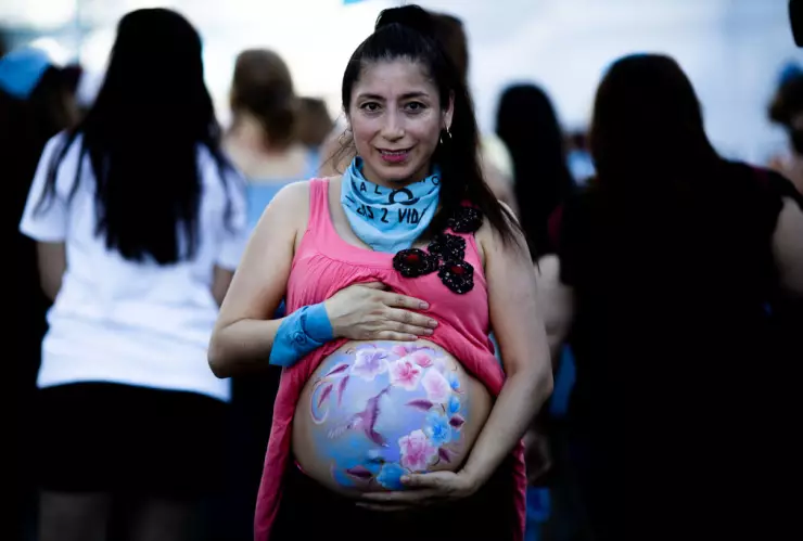 Padres que abandonen a mujeres embarazadas irán a prisión en Nuevo León