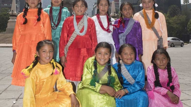 Niñas mazahuas entonarán Himno Nacional en GP de México