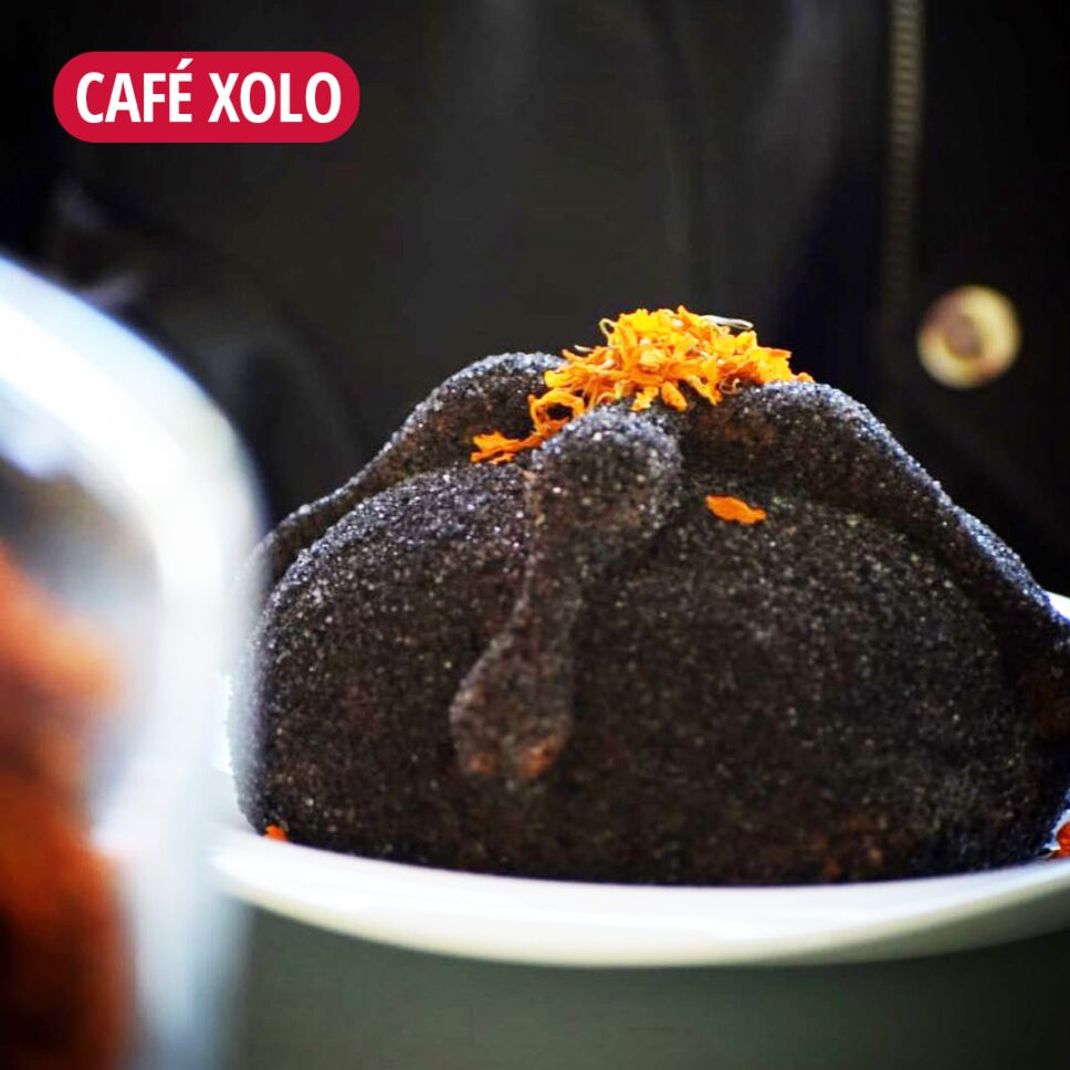PAN DE MUERTO CAFÉ XOLO