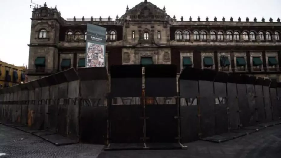 muro-paz-palacio-nacional- (1).jpg