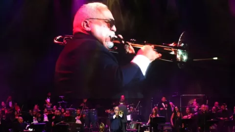 ¿Predijo su muerte Este es el INQUIETANTE MENSAJE que dio Willie Colón en concierto VIDEO.jpg