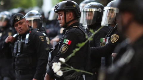 ¿Por qué hay menos policías en México? Esto señala el INEGI