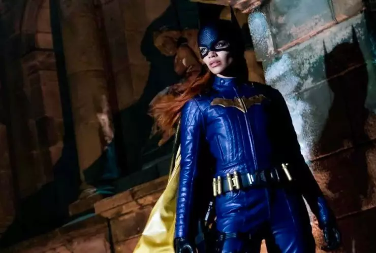 Cancelan película de Batgirl