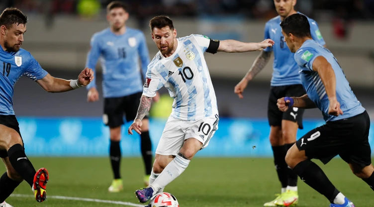 Messi ante Uruguay