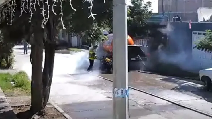 ¡Tuvieron que huir más de 40 familias! Video capta el momento exacto de una fuga de gas en una pipa (VIDEO).jpg