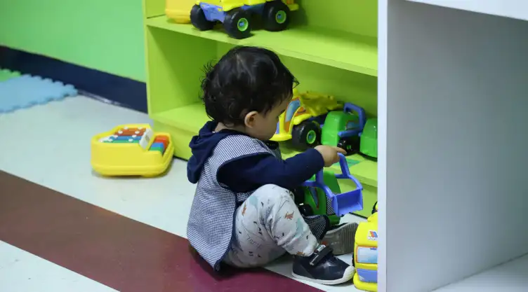 Vigilar el neurodesarrollo de niñas y niños.