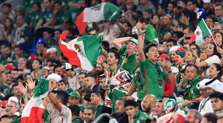 FIFA abre expediente contra México por cánticos homofóbicos