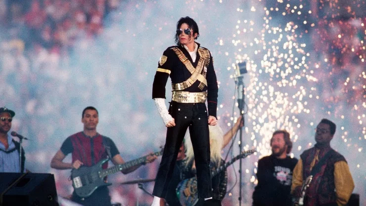 Michael Jackson se present&oacute; en el Super Bowl en 1993