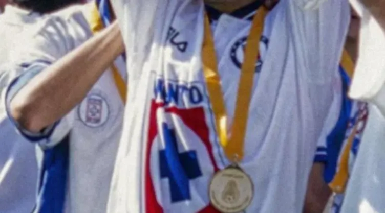 juan-reynoso-cruz-azul-2-titulos-leyenda.jpg
