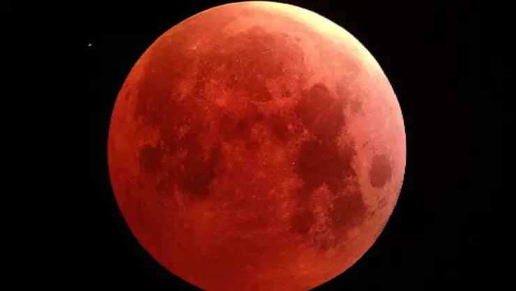 ÚLTIMO MOMENTO_ La Luna de Sangre se hace presente en el Eclipse Lunar en Yucatán 2025