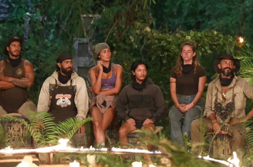 Al llegar, Eli observa que Rasta una vez más es el portador del Collar de Inmunidad Individual.