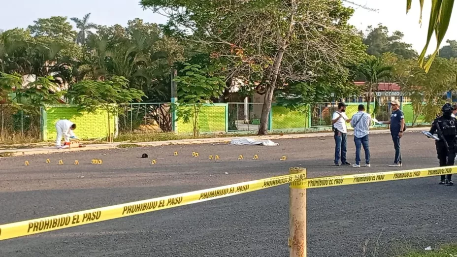 La víctima fue asesinada dentro del plantel educativo; el caso sigue bajo indagatoria