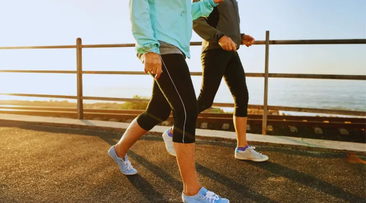 Los 10 mil pasos diarios pasaron de moda: esta es la cantidad exacta que debes caminar por día para estar saludable