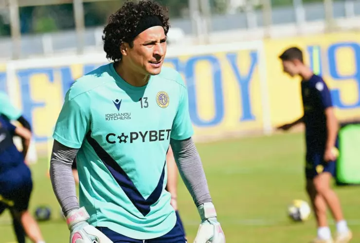 Memo Ochoa